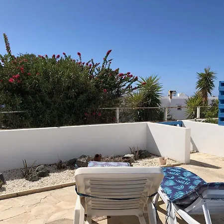 Paphos - 2 Bed Apt, Amazing Sea Views, Pool, 15 Min Walk To דירה
