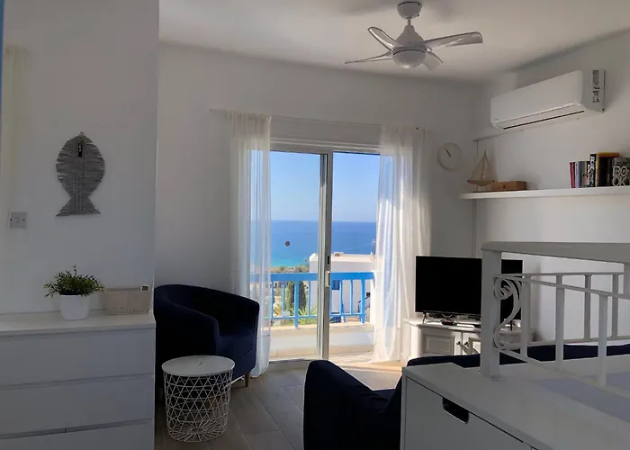 Ikaria Village Magnificent 2 Bed With Sea Views Daire Klorakas